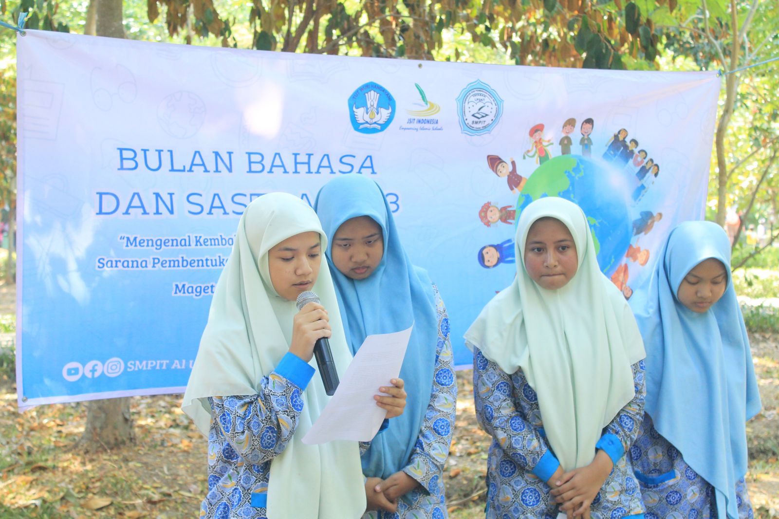 Bercerita berbagai Folklor Anak-anak SMPIT Al Uswah Magetan