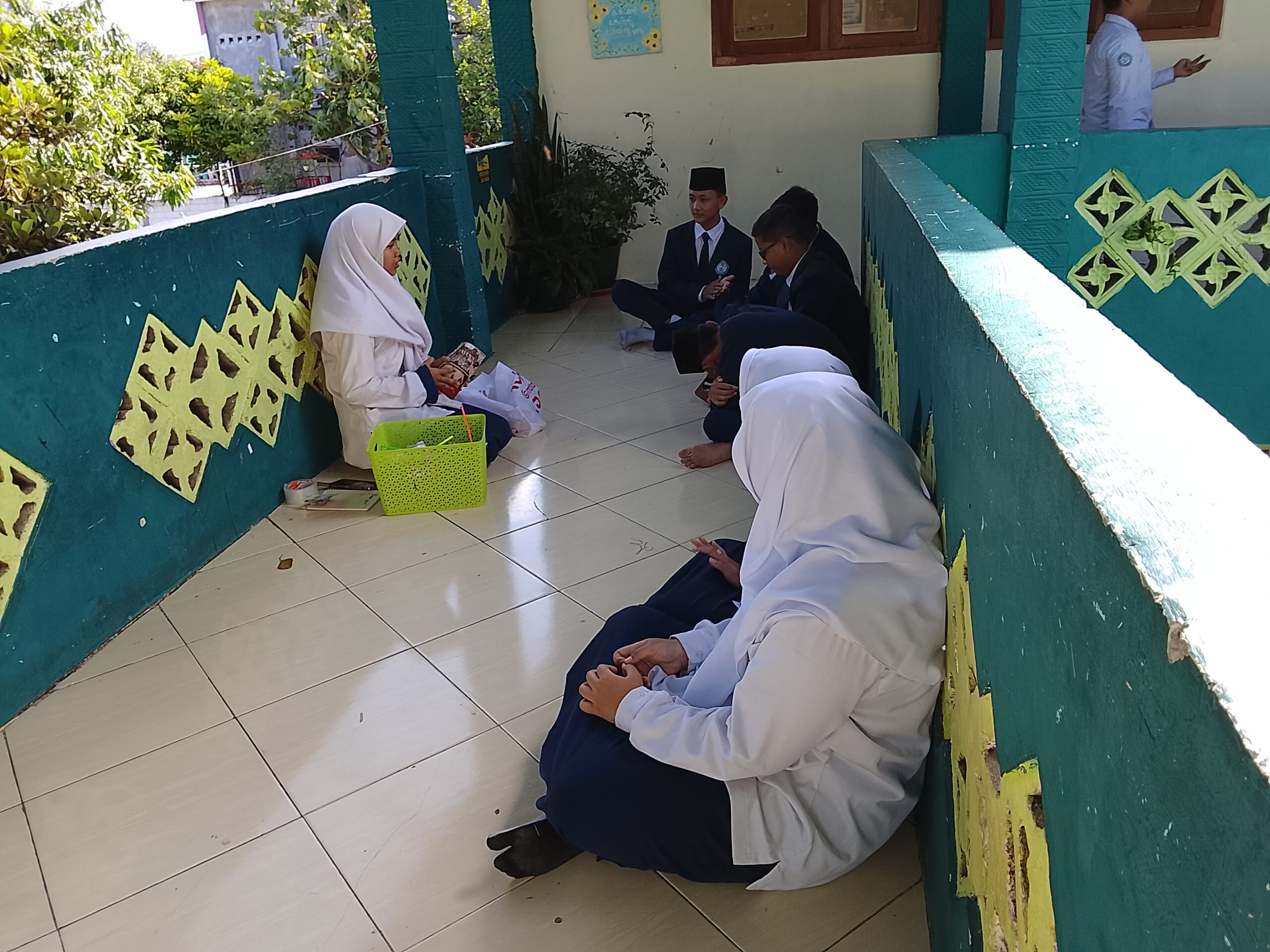 Kegiatan Upgrading Organisasi SMPIT Al Uswah Magetan 2025: Meningkatkan Sinergi dan Kepemimpinan