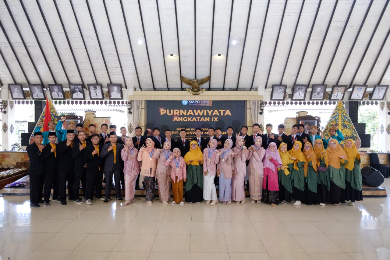 SMPIT Al Uswah Magetan Gelar Parenting dan Purnawiyata Kelas IX, Perkuat Sinergi Orang Tua dalam Mendidik Generasi Qur’ani